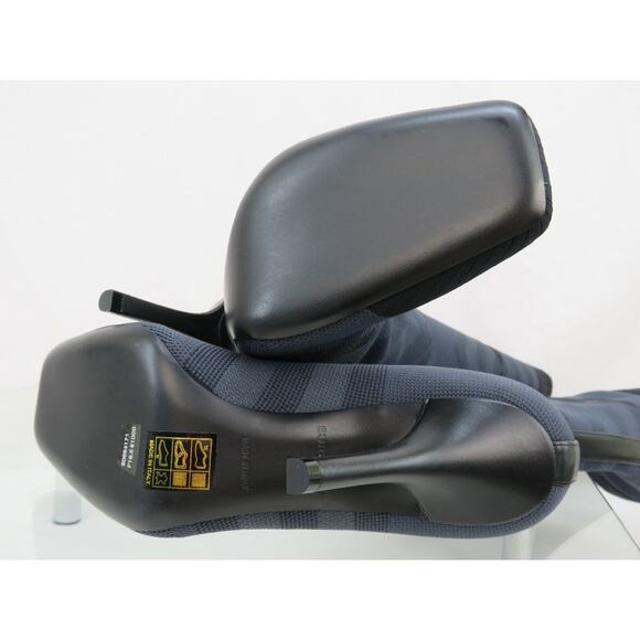 $1000 BURBERRY DOLMAN NAVY GRAY KNITTED CHECK KNEE HIGH HEEL SOCK BOOTS 37 - Picture 13 of 15